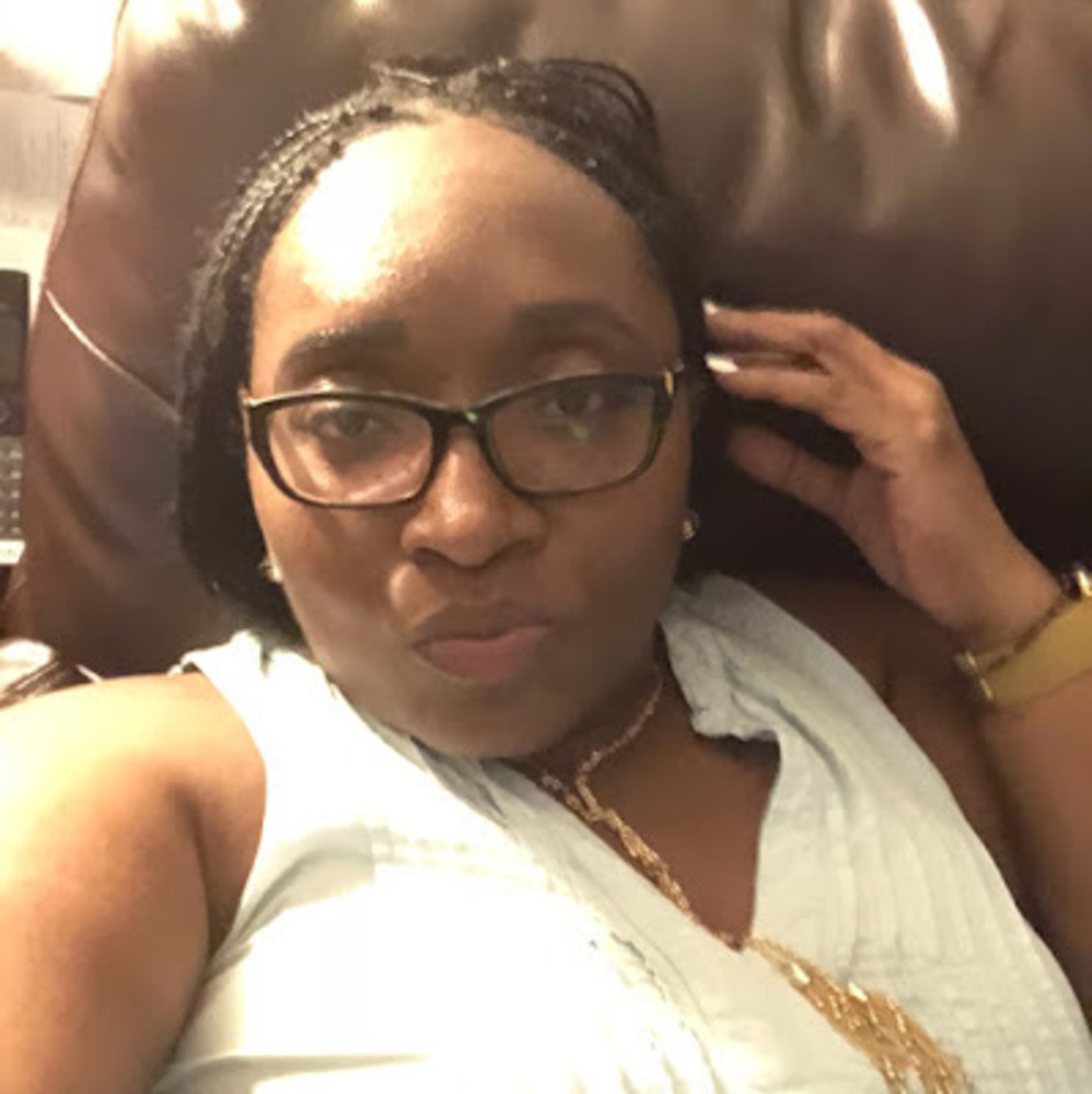 Meet your Posher, Articia